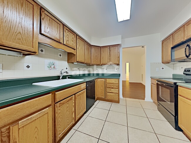 Building Photo - 6449 Sterchi Village Blvd