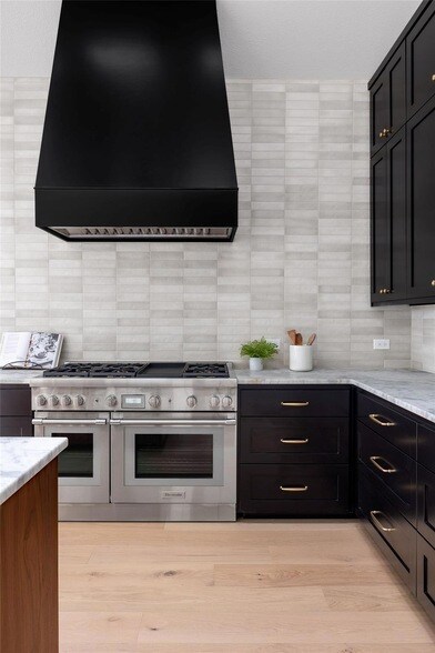 Building Photo - 3901 Peak Lookout Dr