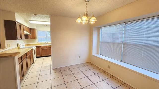 Building Photo - 1909 Killington Dr