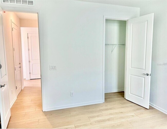 Building Photo - 2681 Serenity Gdn Dr