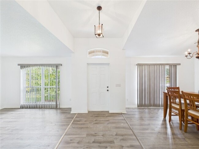 Building Photo - 8135 100th Ave