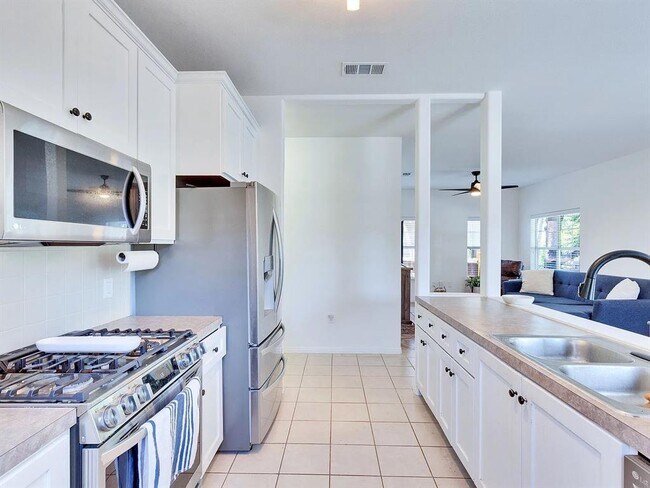 Building Photo - 7308 Meador Ave