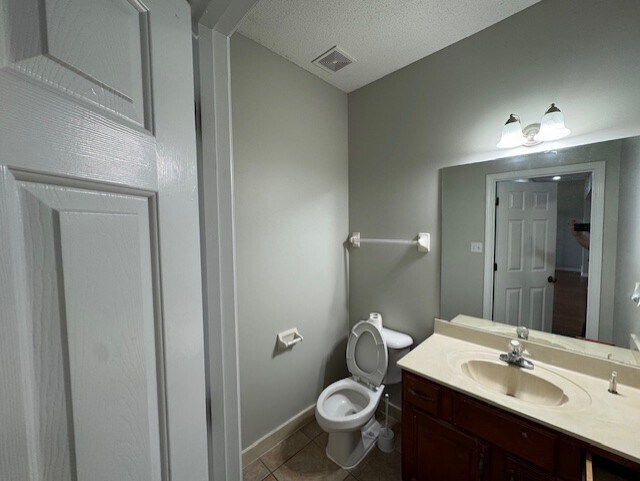 Building Photo - 9037 Carriage Creek Rd