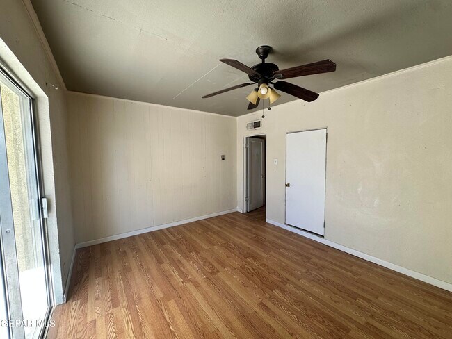 Building Photo - 7224 Dale Rd