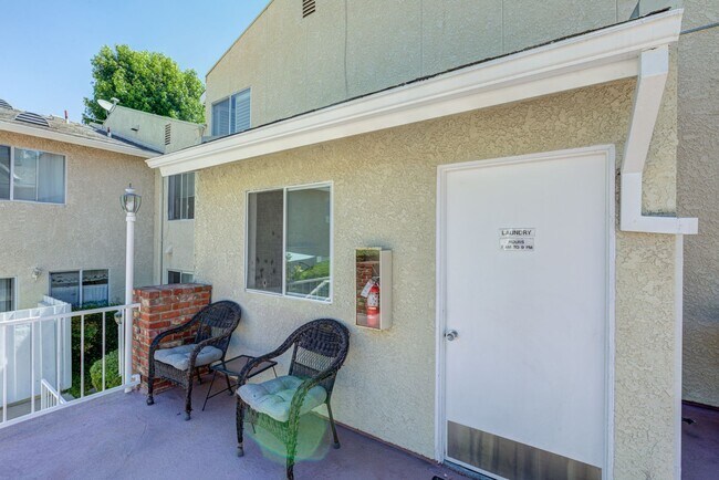 Building Photo - 4558 Willis Ave