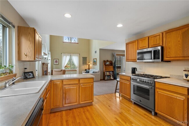 Building Photo - 8614 Wrenwood Cir