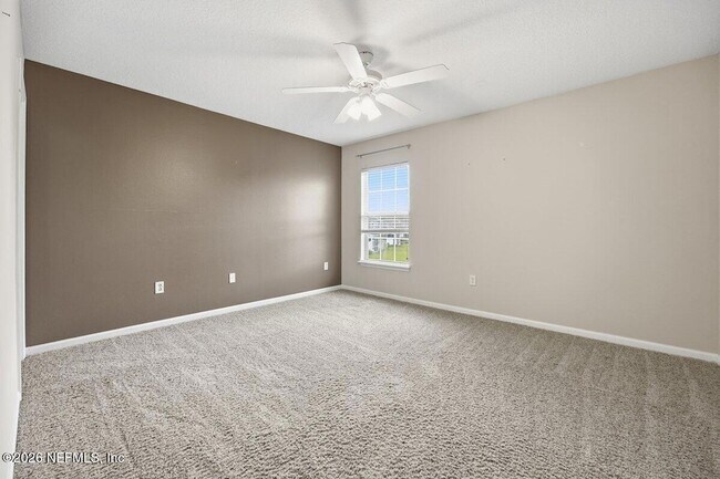 Building Photo - 11152 Castlemain Cir S