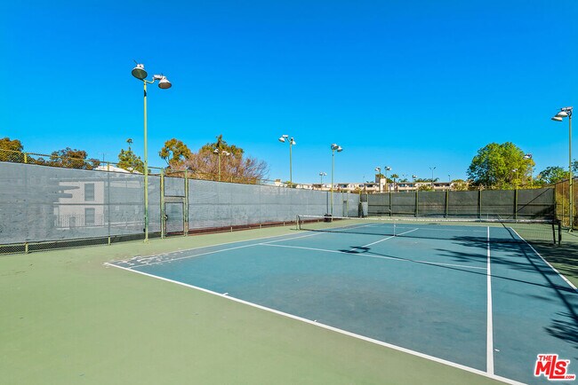 Building Photo - 7742 Redlands St