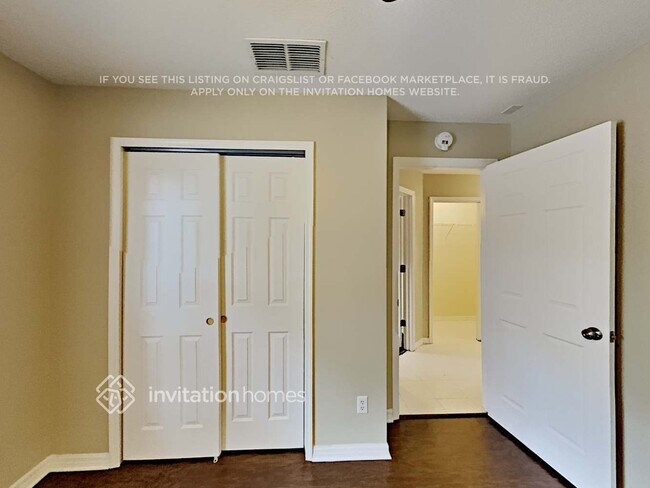 Building Photo - 1760 W Finland Dr