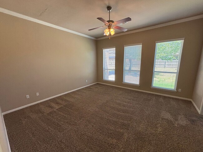 Building Photo - AVAILABLE NOW; APPLY TODAY!!! $560.00 OFF FIRST MONTH