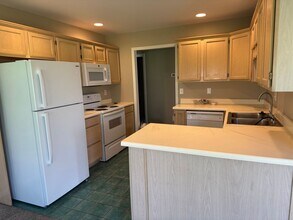 Building Photo - 1275-1277 W Bridgewood Place, Nixa MO  65721