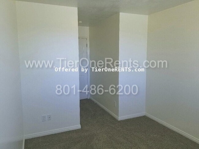 Building Photo - NO DEPOSIT option available for qualified renters!