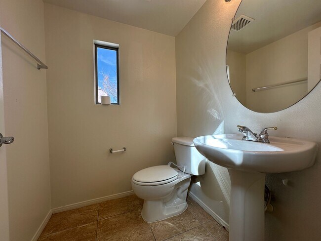 Building Photo - MADISON PLACE AT SUMMERLIN