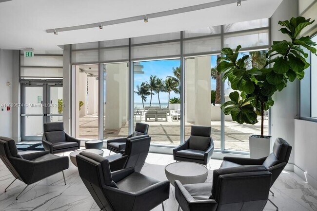 Building Photo - 3535 S Ocean Dr