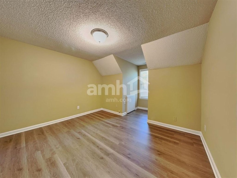 Building Photo - 204 Machost Dr