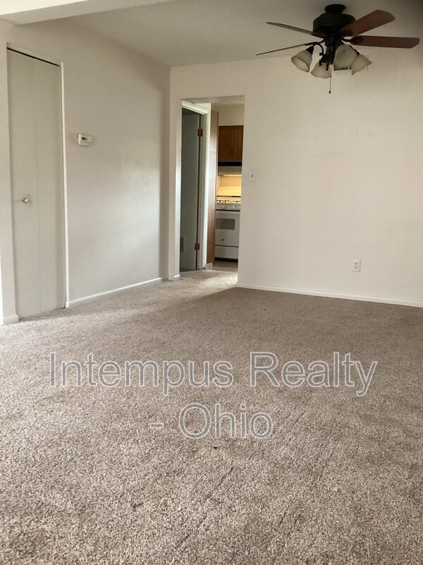 Building Photo - 31623 N Marginal Dr