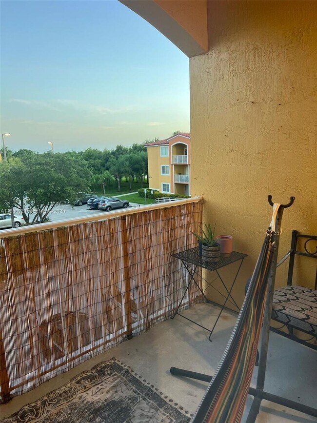 Building Photo - 20930 SW 87th Ave