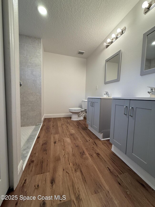 Building Photo - 1382 Giralda Cir NW