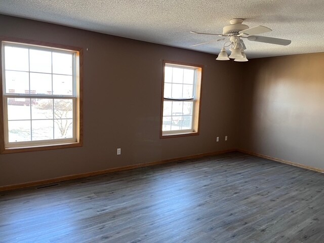 Building Photo - 1876 Bluestem Ln