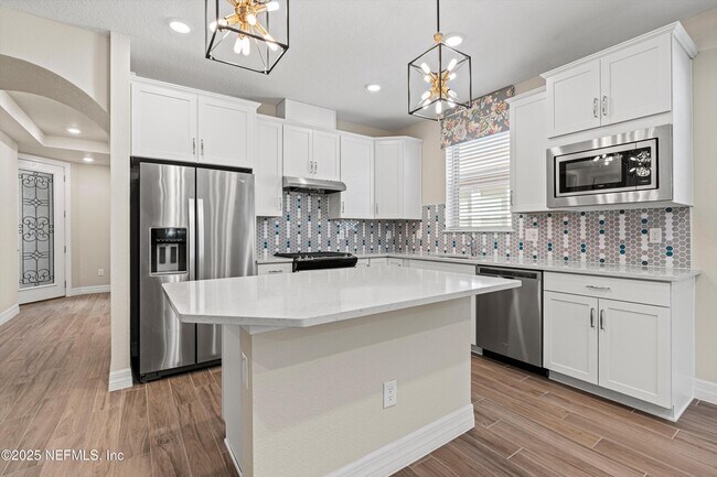 Building Photo - 220 Rock Spg Lp