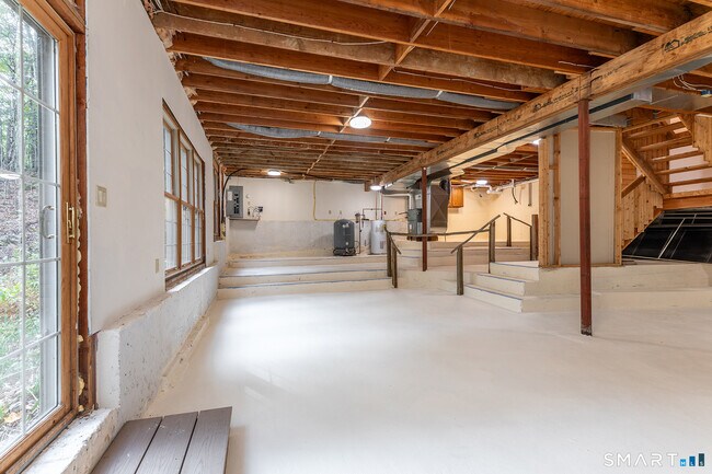 Building Photo - 38 W Mountain Ln