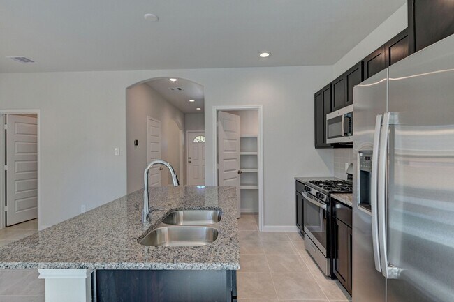 Building Photo - 11857 E Gate Dr