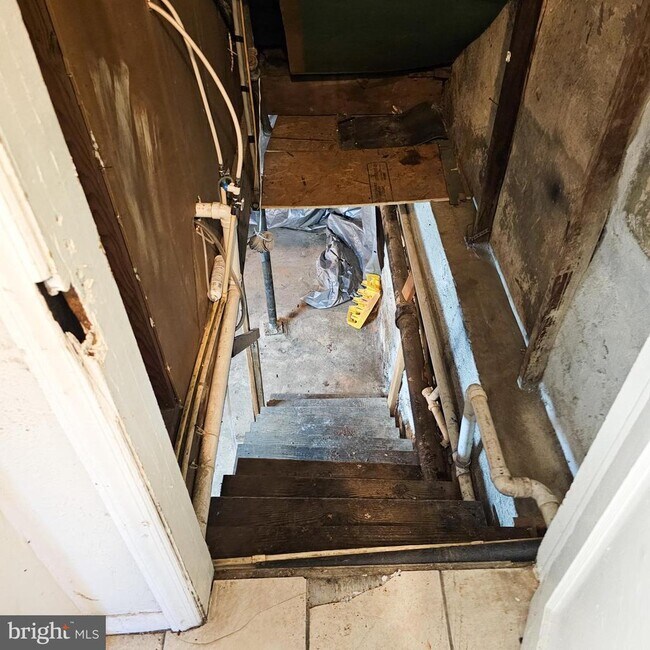 Building Photo - 5307 York Rd