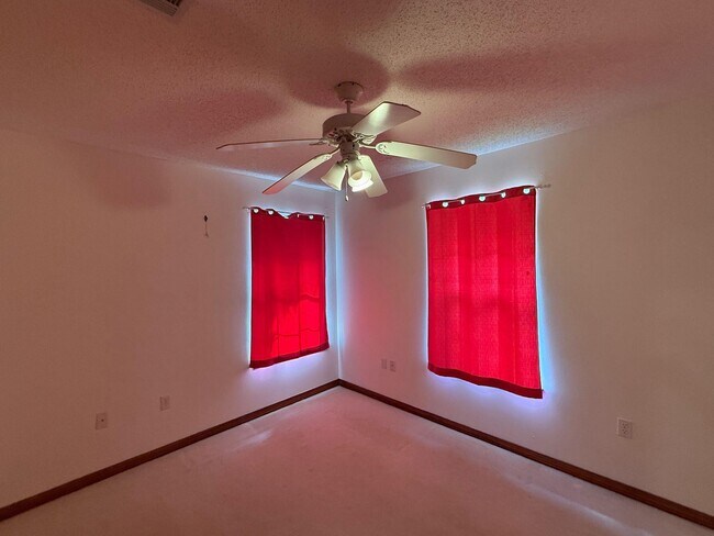 Building Photo - 4444 Southminster Cir