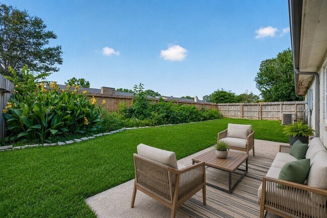 Building Photo - 24014 Nomini Hall Ln