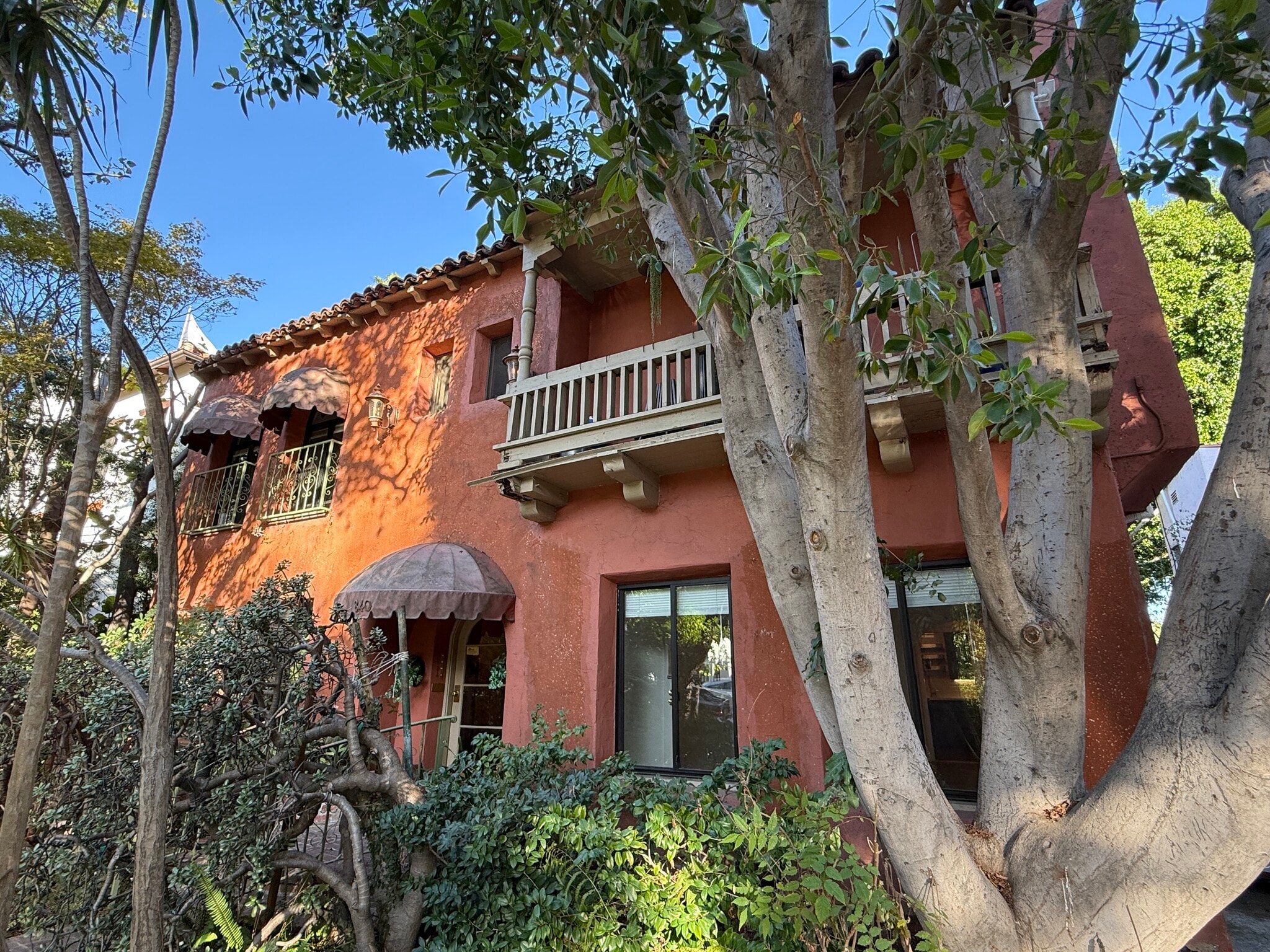 Building Photo - 840 Huntley Dr