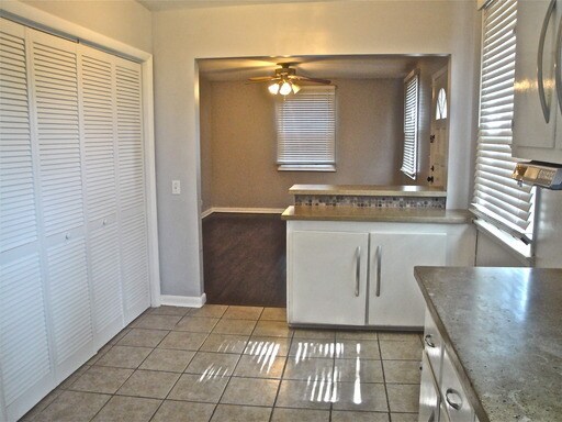 Building Photo - Adorable 2 Bedroom 1 Bath Home in Sylvan H...