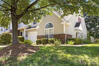 Building Photo - 9020 Roseton Ln