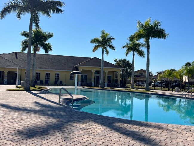 Building Photo - 9618 Sea Spray Dr