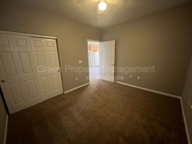 Building Photo - 3370 Boulder Cir