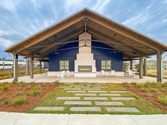 Building Photo - Beautiful 3 Bedrooms, 3.5 Bathrooms Home i...