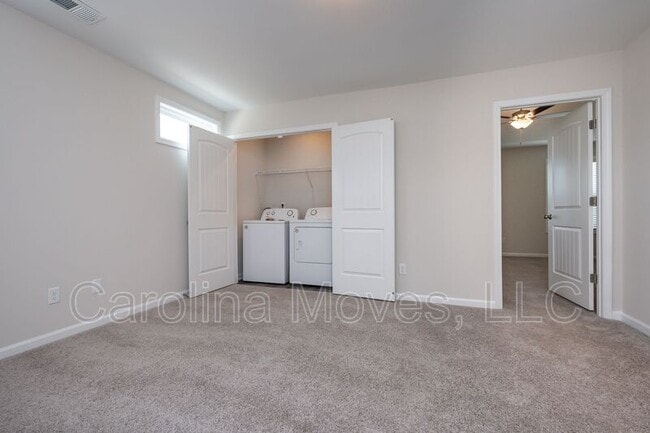 Building Photo - 124 Strongridge Trl