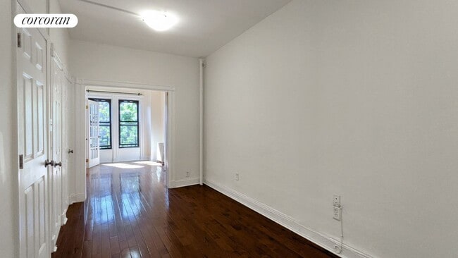 Building Photo - 463A Prospect Ave