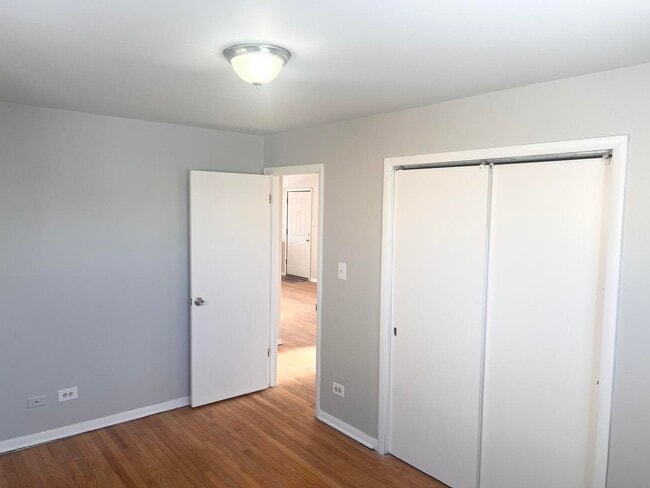 Building Photo - 12854 S Sangamon St