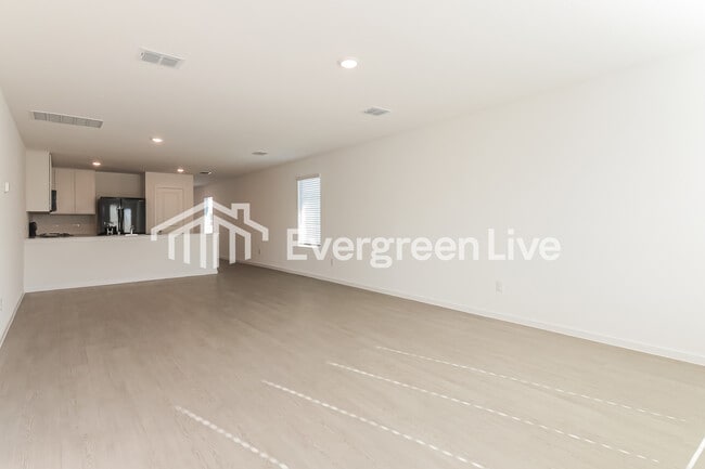 Building Photo - 920 Calley Pear Trl