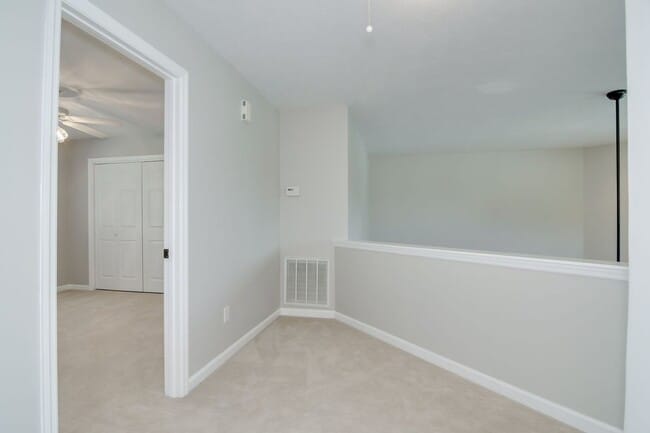 Building Photo - 486 Granite Point