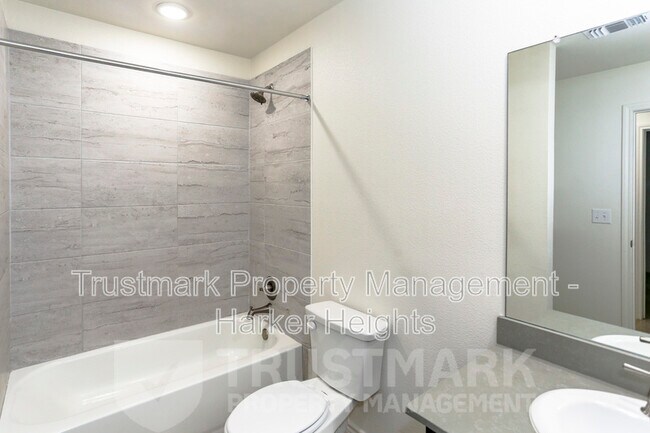 Building Photo - 2329 Alterman Dr