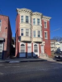 Building Photo - 36 Endicott St