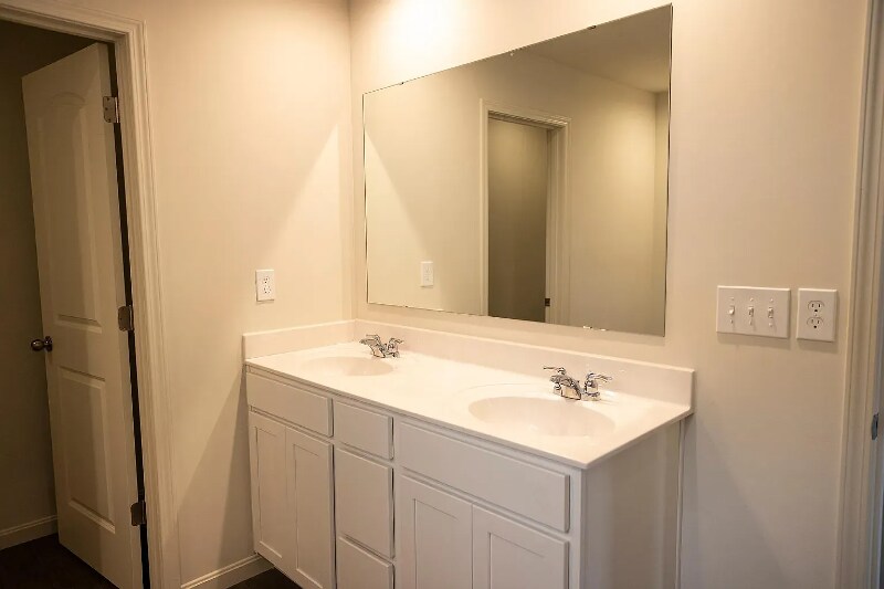 Building Photo - 5005 Aiken Back Ln