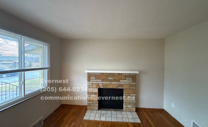 Building Photo - 3515 Eakin Rd