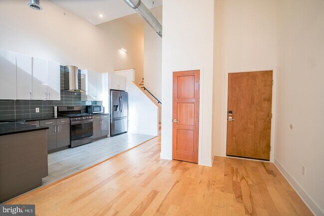 Building Photo - 1634 Ridge Ave