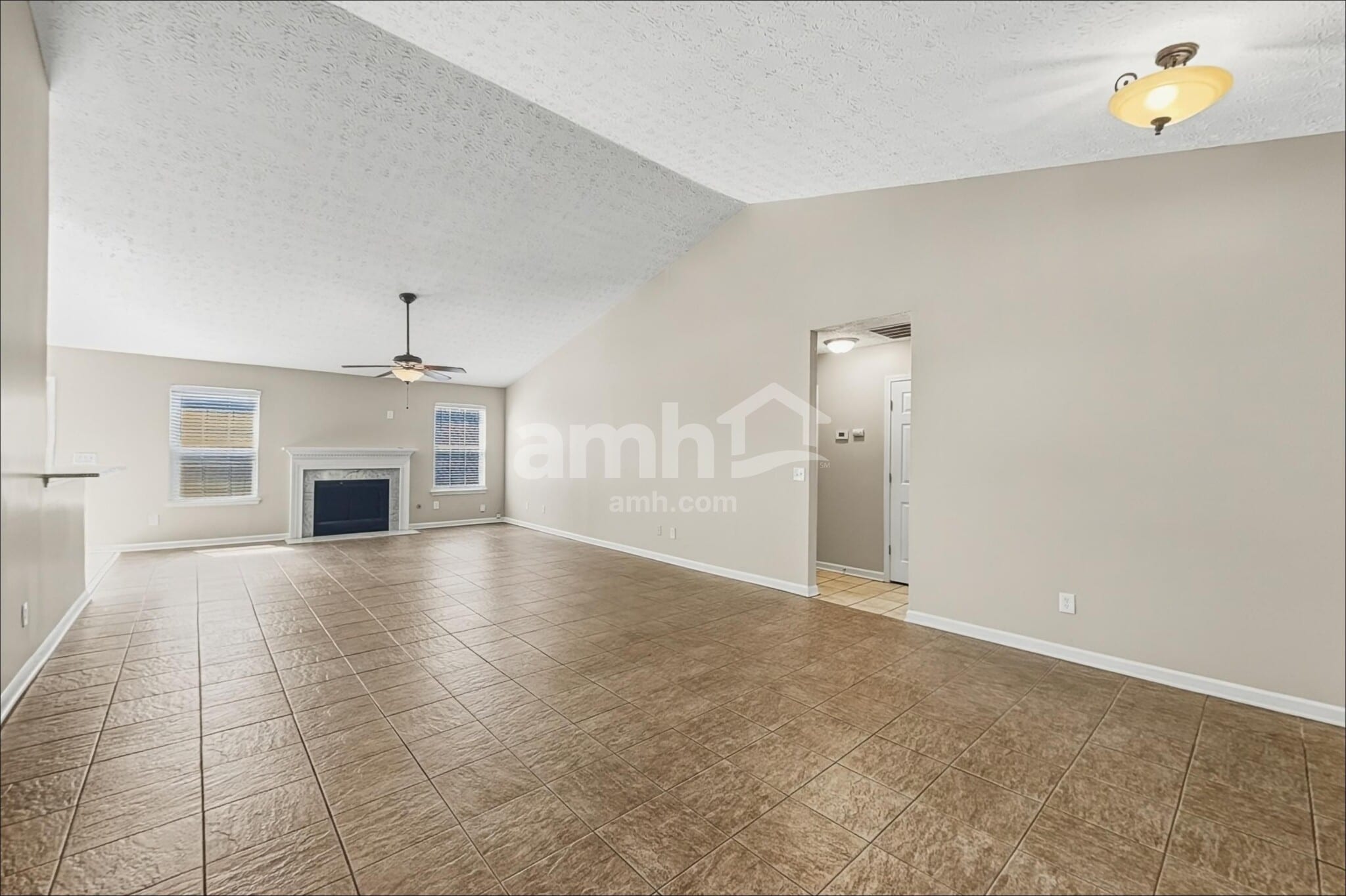 Building Photo - 247 Rockingham Dr