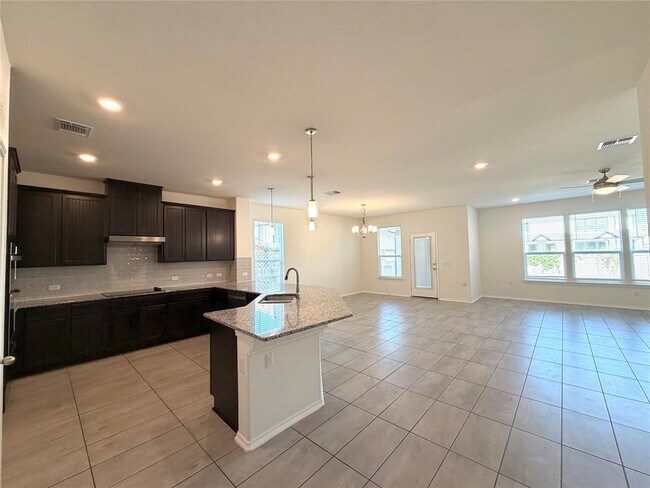 Building Photo - 12508 Karasu Dr