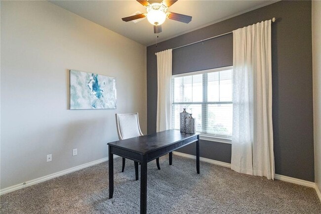 Building Photo - Stunning new home + 4 bedrooms + 3 bathroo...