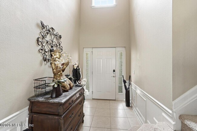 Building Photo - 4008 Lionheart Dr