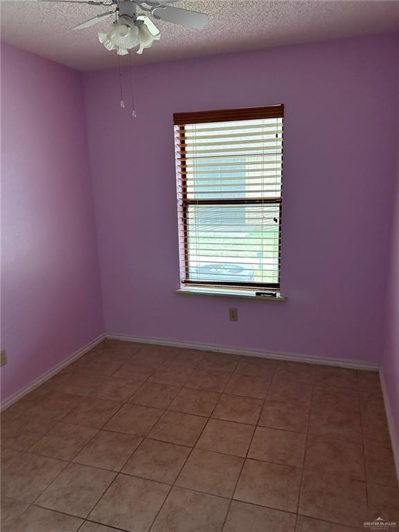 Building Photo - 1500 Evergreen Ave